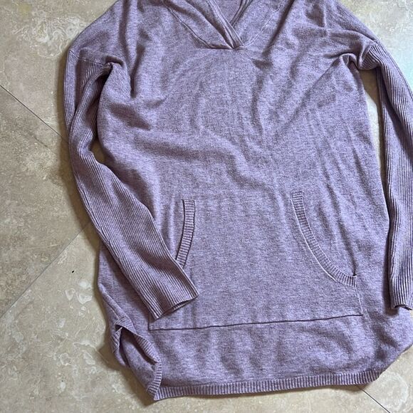 💕Cute hoodie 💕 - Picture 4 of 5